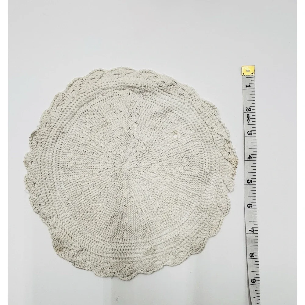 Vintage Hand Crocheted Doily Cream Round Lace Table Centerpiece‎ 10